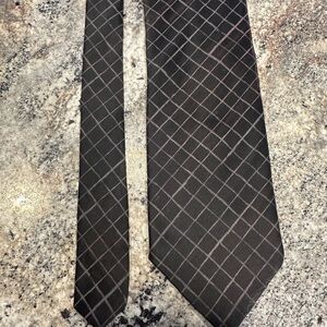 Kenneth Cole Men Stripe Classic Black Silk Tie